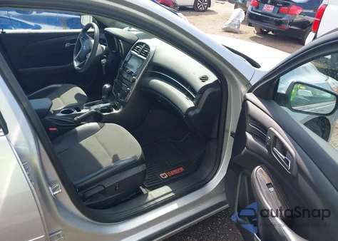 2015 Chevrolet Malibu 1Lt из США, поврежденный, VIN 1G11C5SL5FF195883